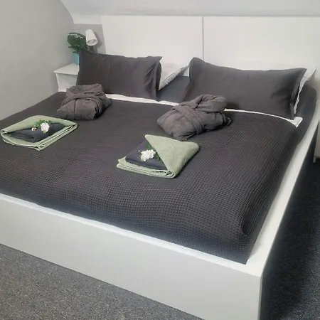 Landlicht Mit Terrasse In Ruhiger Lage