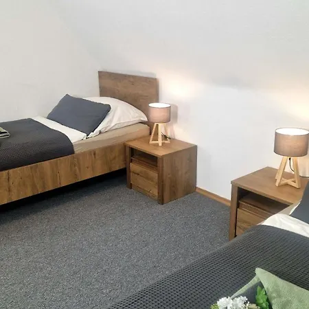 Apartment Landlicht Mit Terrasse In Ruhiger Lage *