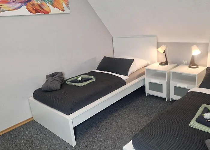 Landlicht Mit Terrasse In Ruhiger Lage Appartement *